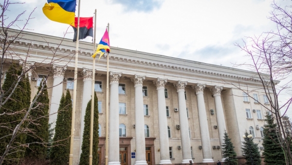 Незаконна сімка Почесних