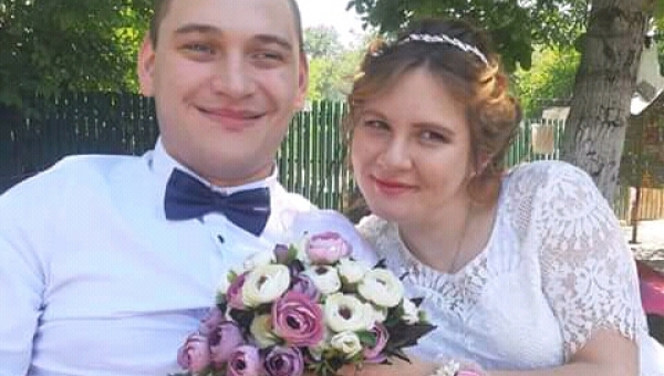 Любов долає хвороби і відстані