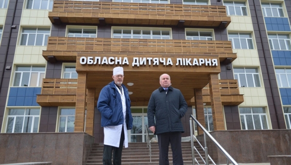 Гроші для онкодиспансеру, а в дитячій обласній скоротять 100 ліжок?