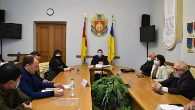 Більшовики викидали з книжок ідеологічно неприйнятне, новітні комісари зчинили скандал навколо цитат майже сторічної давності