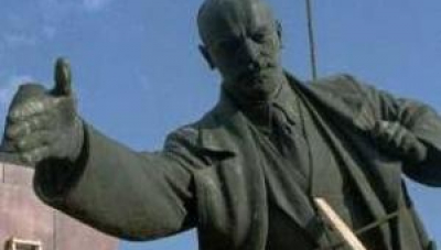 Музей просто неба із символами комуністичного режиму?