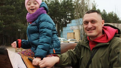 Сонячні діти спілкувалися з кіньми