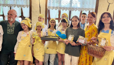 Діти на кухнях двох країн