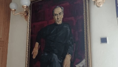 На сцені прожив сорок два роки