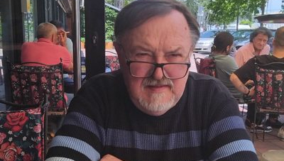 Вчитель, поет, пісняр