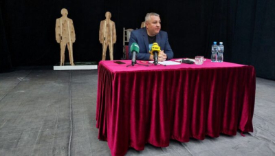 Вандрашека відновлювати на посаді хочуть у віртуалі?