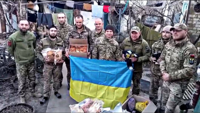 А ви уявляєте, скільки таких людей по всій Україні!