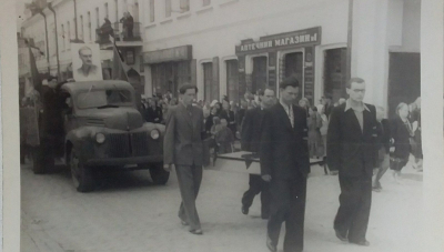 Як одна фотографія допомогла знайти відлуння Катині на Кіровоградщині