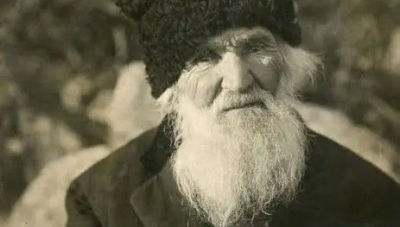 Легендарний Агапій